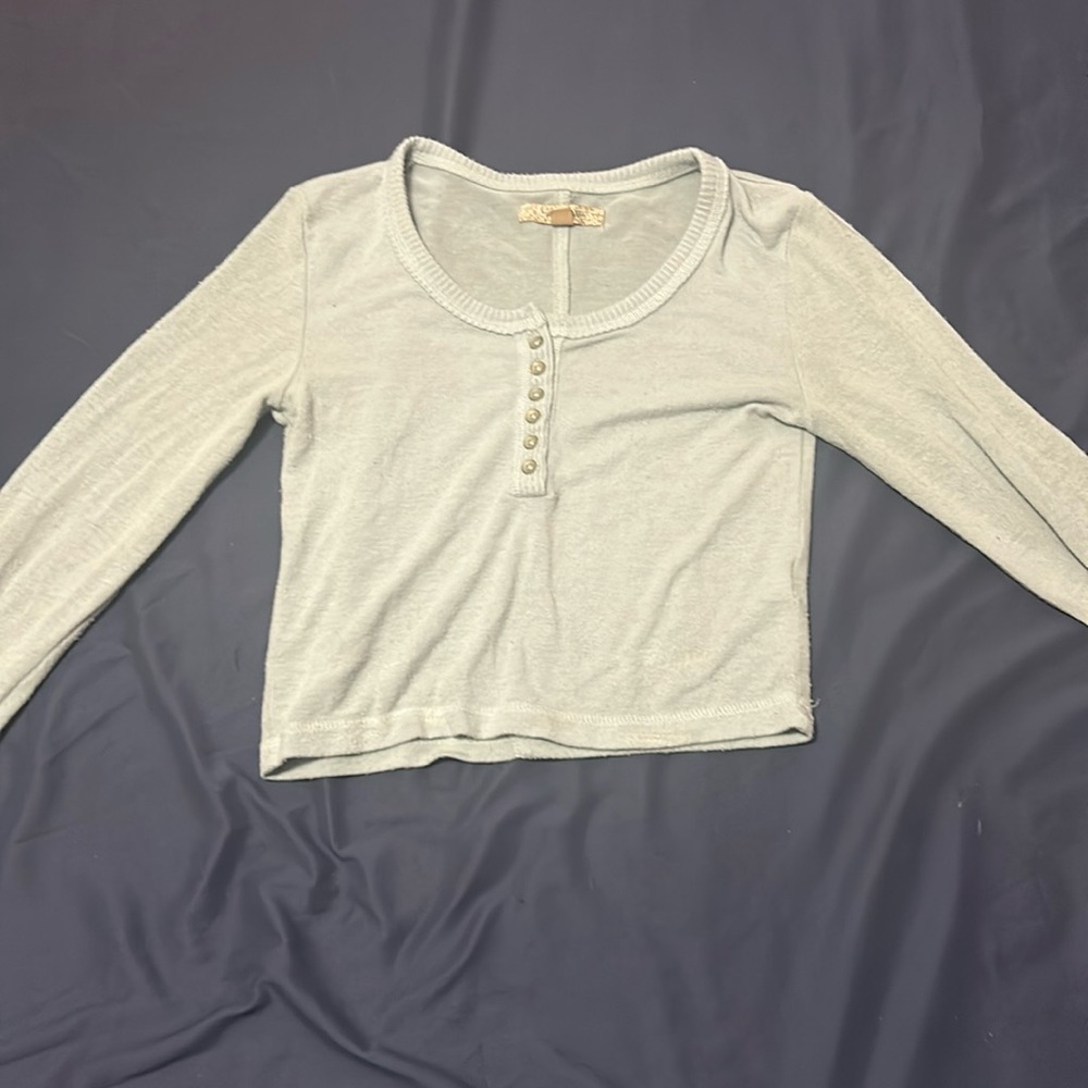 Cute Grey Shirt!
